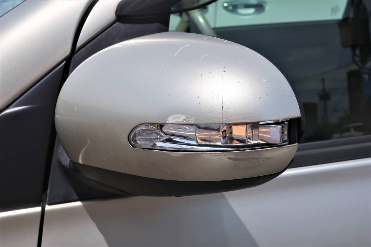 H19 DBA- L275S L285S ミラ アヴィ MIRA Custom 純正 左側 ウインカー ミラー Assy / 作動OK! 割れ有り!ジャンク、部品取り / カラー T23拍卖