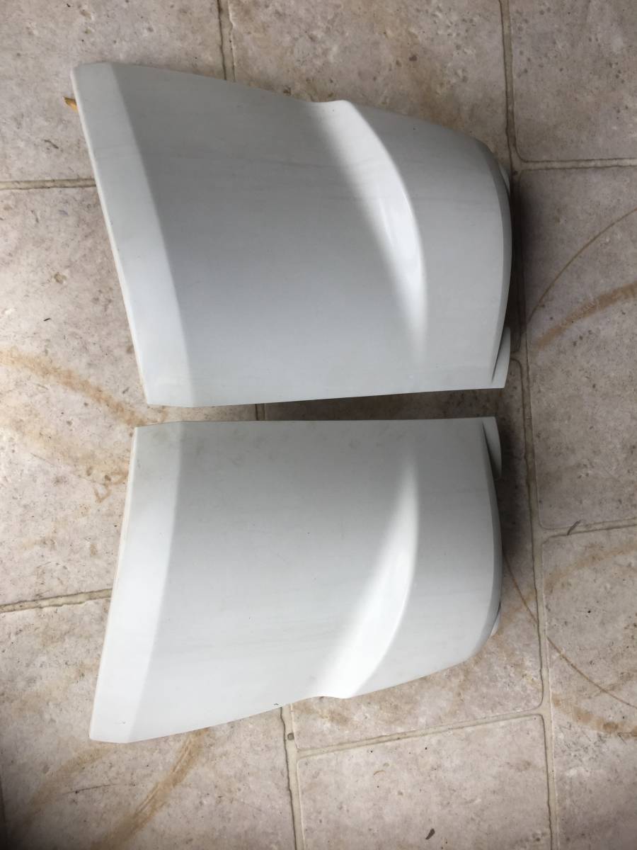 ☆P515-3 三菱ふそう ブルーテックキャンタ- 平成24年 FBA20 フロントコ-ナ-パネル 左右セット 白系 中古品☆拍卖