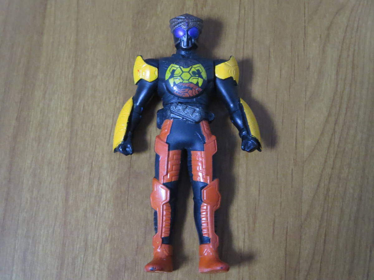 ロ 即決 ロ 食玩 仮面ライダー オーズ ソフビヒーロー【ブラカワニコンボ】拍卖