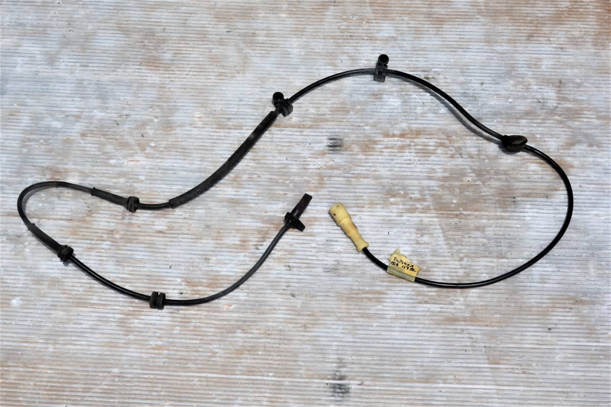 H10 E-932A1 アルファロメオ 156 V6 2.5 2WD 6F 右H 純正 リア 左側 ABSセンサー / 96500km拍卖