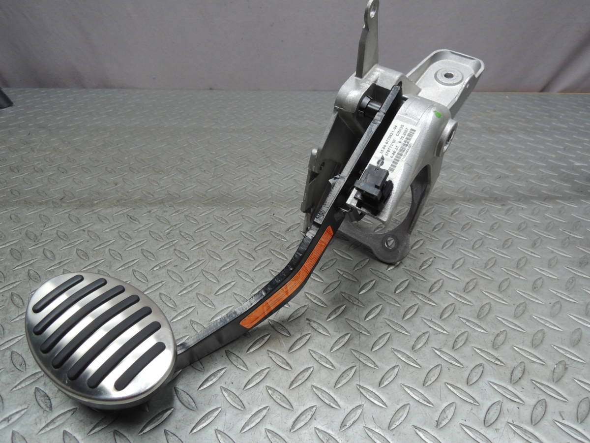 ・ ABA-MF16S BMW ミニクーパー 純正 ブレーキペダル C4000206SE/6770621-04 B-1547拍卖