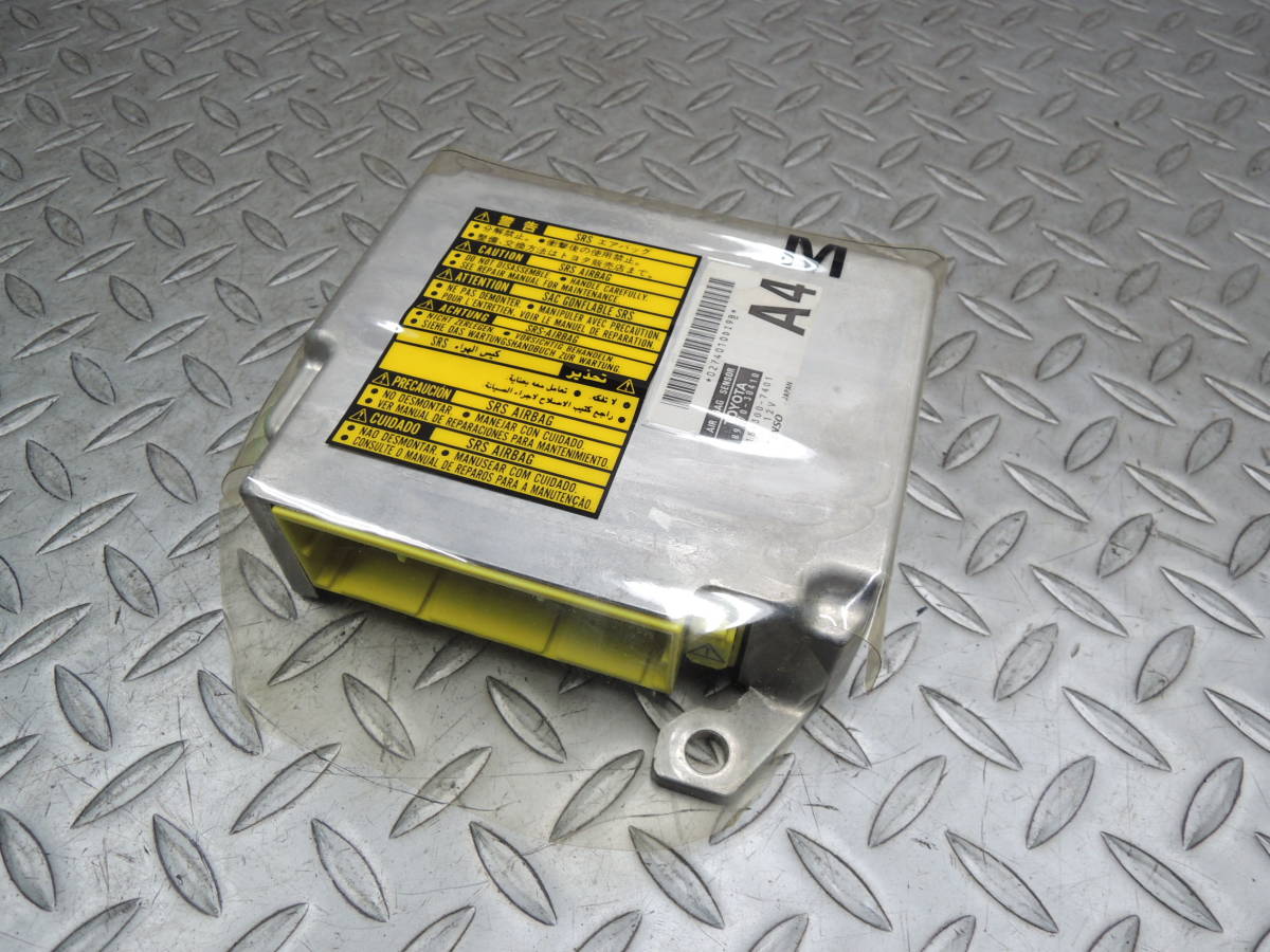 ・ CBA-GRS182 クラウンロイヤル/ロイヤルサルーン 純正 エアバッグコンピューター 89170-30410 ④ T-9645拍卖