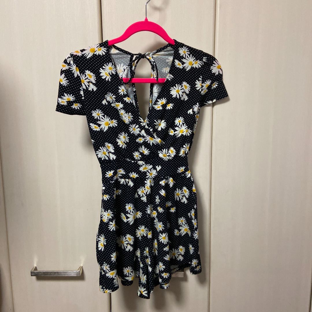 新品 H&M エイチアンドエム オールインワン コンビネゾン ショーパン 花柄 バックリボン XSSサイズ 1500円から値下げ拍卖