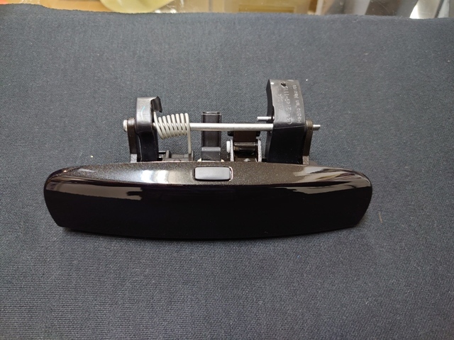 ★【新品未使用】MOPAR純正 ダッジ チャレンジャー 塗装あり 助手席側ドアハンドル 1MZ84AXRAF★拍卖