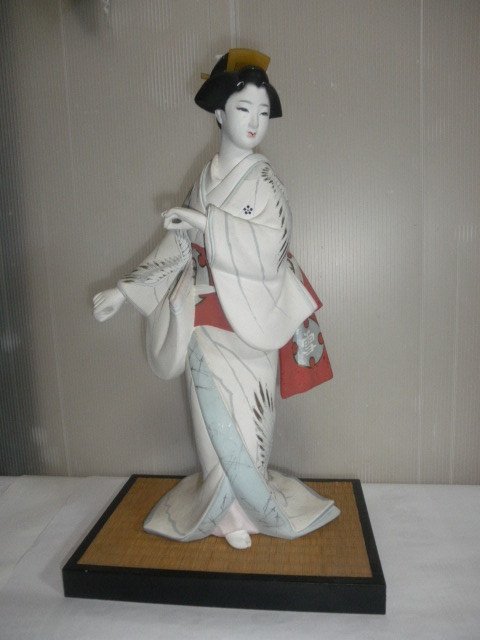 @@ 古い 博多人形 左手はずれます 和風人形 日本人形 現状渡し 和風美人 ガラスケース無し インテリア 雑貨 コレクション拍卖