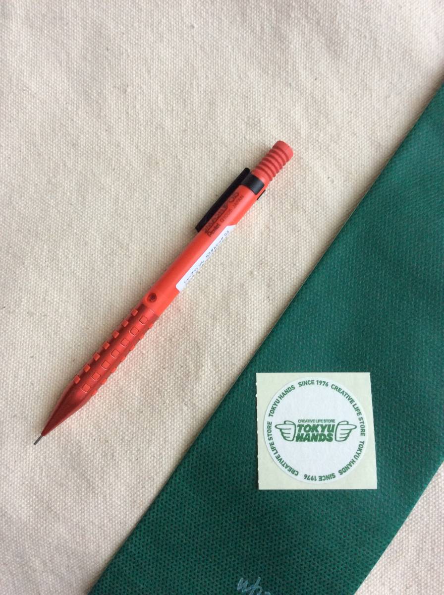 カスタムレッド 東急ハンズ限定カラー スマッシュ シャーペン 赤 0.5mm SMASH ぺんてる シャープペン 赤い彗星カラー拍卖
