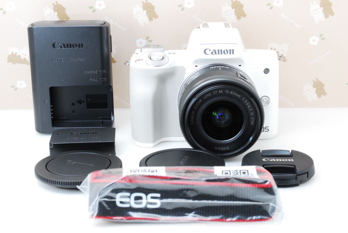 1円〜★Canon EOS Kiss M ef-m 15-45mm IS STM レンズキット ホワイト★美品★4K&自撮り&wifi搭載拍卖