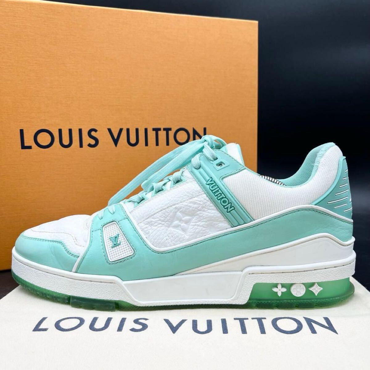 1円 【美品】 LOUIS VUITTON ルイヴィトン LVトレイナー モノグラム エンボス ミントグリーン メンズ スニーカー 靴 シューズ 27.5cm相当拍卖