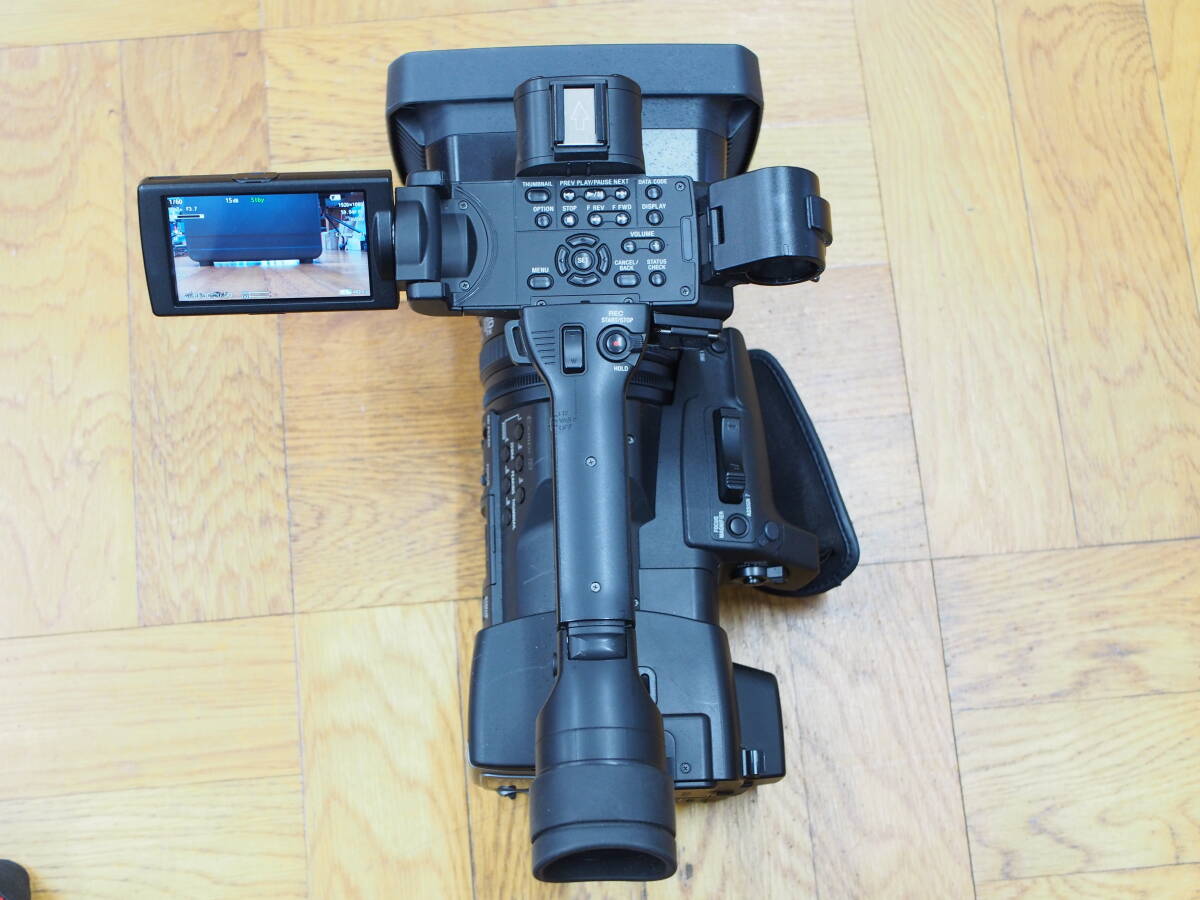 売切り!SONY FDR-AX1 4K60p ビデオカメラ Handycam ハンディカム ソニー拍卖