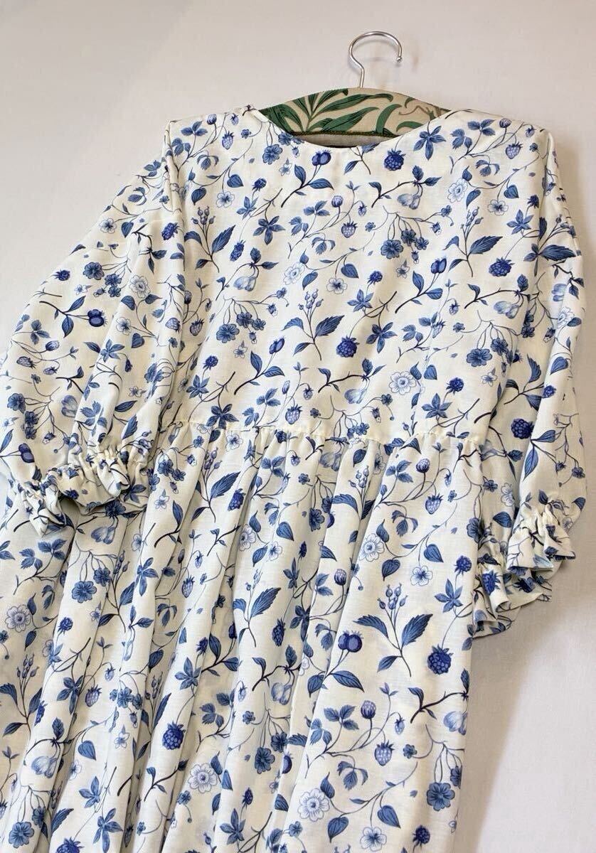 ハンドメイド ワンピース ボタニカル ベリーの花と実 ブルー シームポケット拍卖