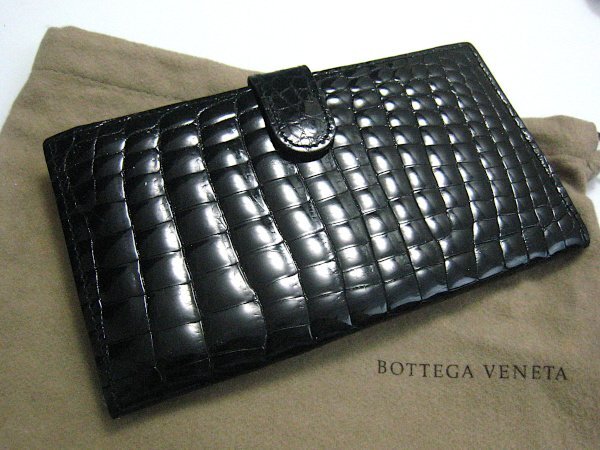 ★おすすめ★BOTTEGA VENETAボッテガヴェネタ クロコダイル がま口付長財布 ブラック★拍卖