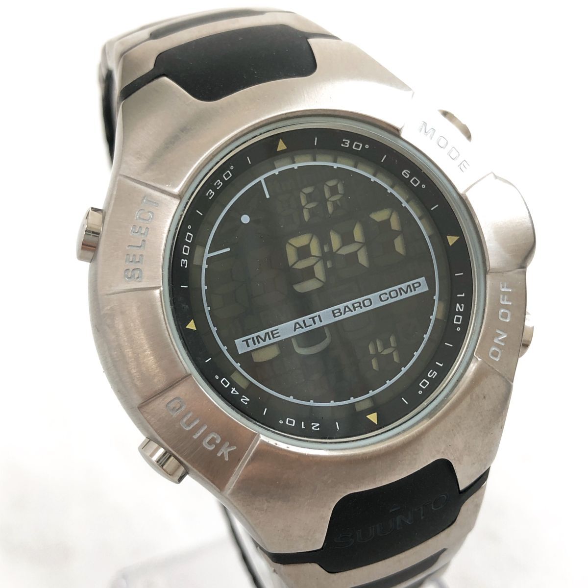 美品 SUUNTO スント Observer オブザーバー 腕時計 SS004745300 クオーツ デジタル ブラック シルバー アウトドア コレクション 動作確認済拍卖