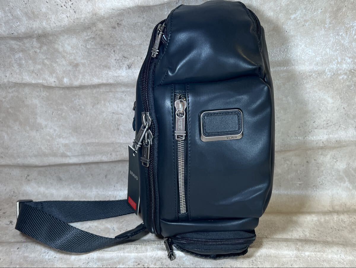TUMI トゥミ ショルダーバッグ ボディバッグ レザー ブラック 未使用拍卖