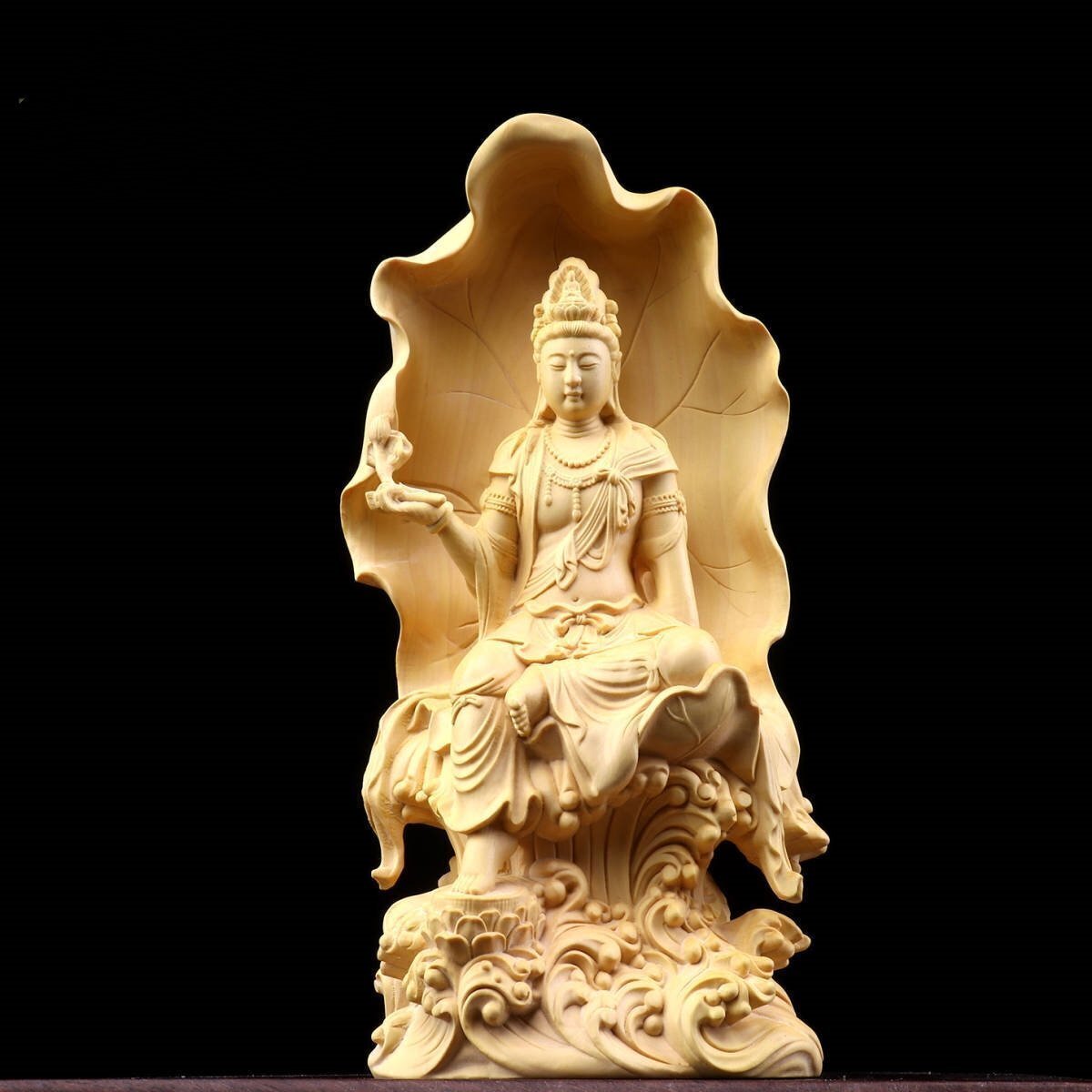 美品 木彫仏像 自在観音菩薩 仏師彫り 招財開運 仏教工芸品 精密彫刻 高さ18cm拍卖