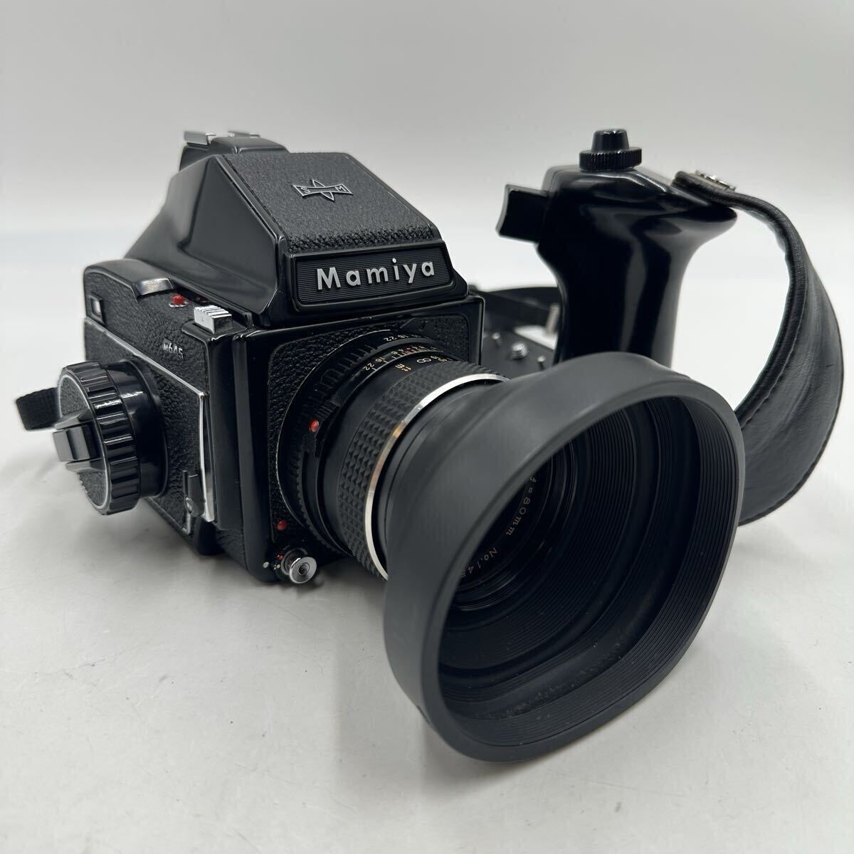 マミヤ Mamiya M645 フィルム中判カメラ MAMIYA-SEKOR C 1:2.8 f=80mm ハンドルグリップ 通電のみ確認 動作未確認 ジャンク 中古品 現状品拍卖