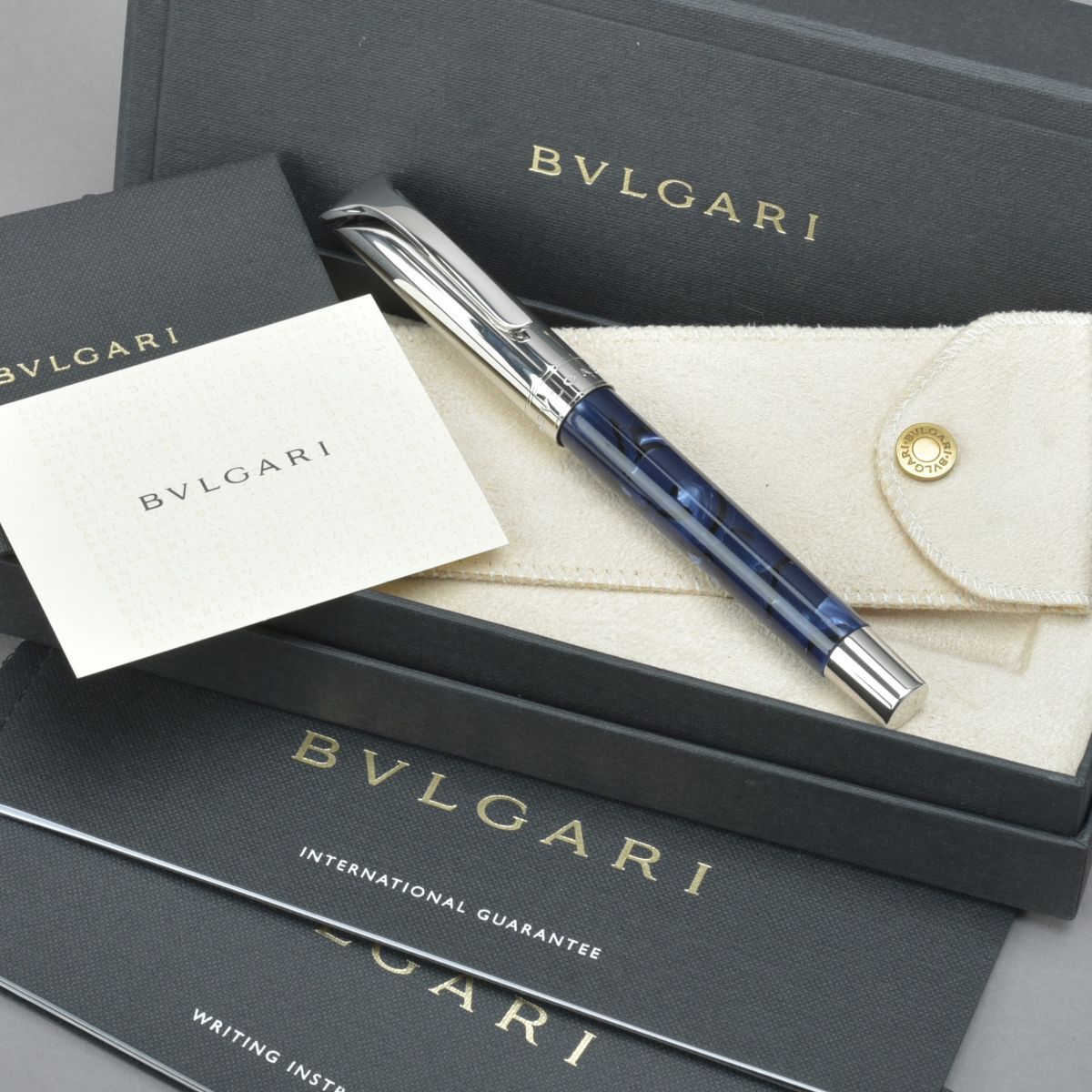 美品 ブルガリ SV 925 ボールペン シルバー ブルー 箱/ケース付き キャップ式 BVLGARI 文具 文房具 現状品 #N※0529-13/■b.k拍卖