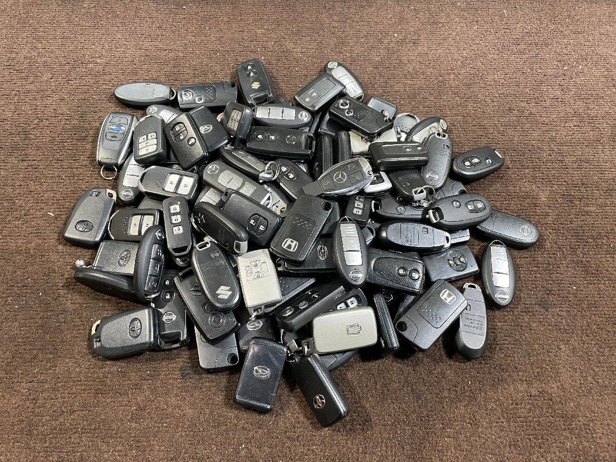 ジャンク品 100個 まとめ売り スマートキー キーレス リモコンキー 鍵 トヨタ 日産 ホンダ ダイハツ スズキ マツダ スバル 等拍卖