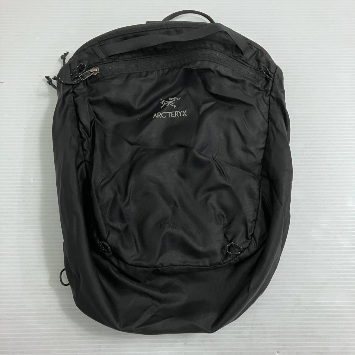 ◆ ARC'TERYX アークテリクス リュック・デイパック リュックサック バックパックINDEX 15 軽量 トレッキングなど ブラック 中古品拍卖
