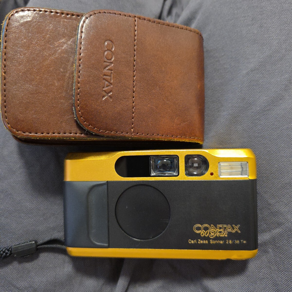CONTAX T2 コンパクトフィルムカメラ ゴールド 60周年 60years拍卖