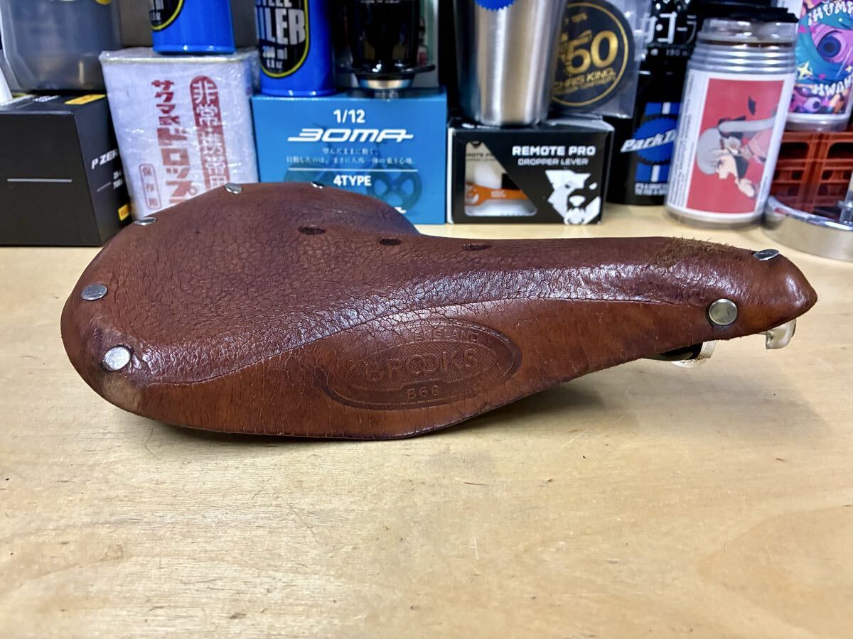 中古 BROOKS B68 レザーサドル ハニー 重量実測530.4g MADE IN ENGLAND ブルックス 革サドル拍卖