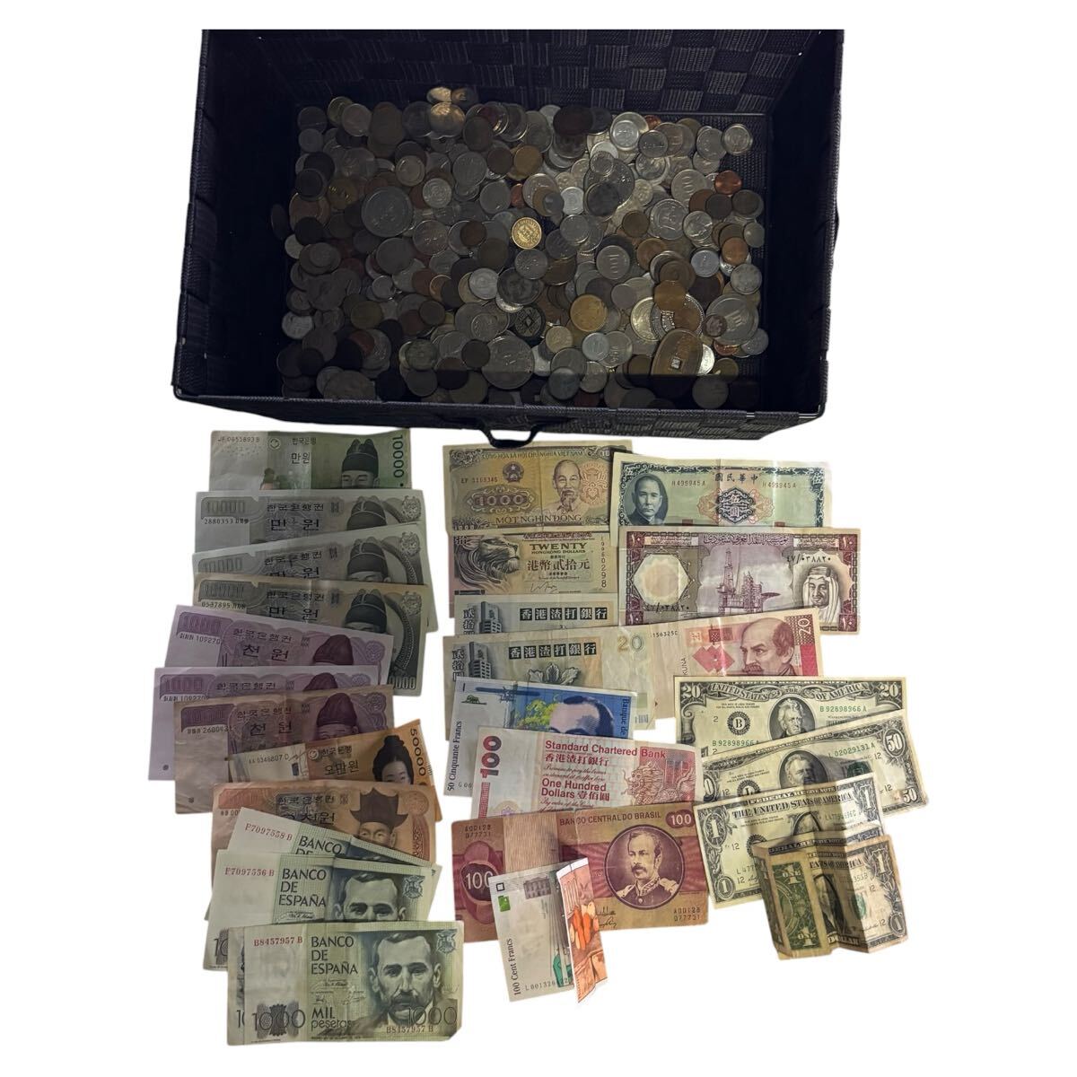 紙幣 硬貨 コイン 中国 韓国 外国銭 記念メダル 海外 アジア アメリカ コレクション まとめ売り (F1)拍卖