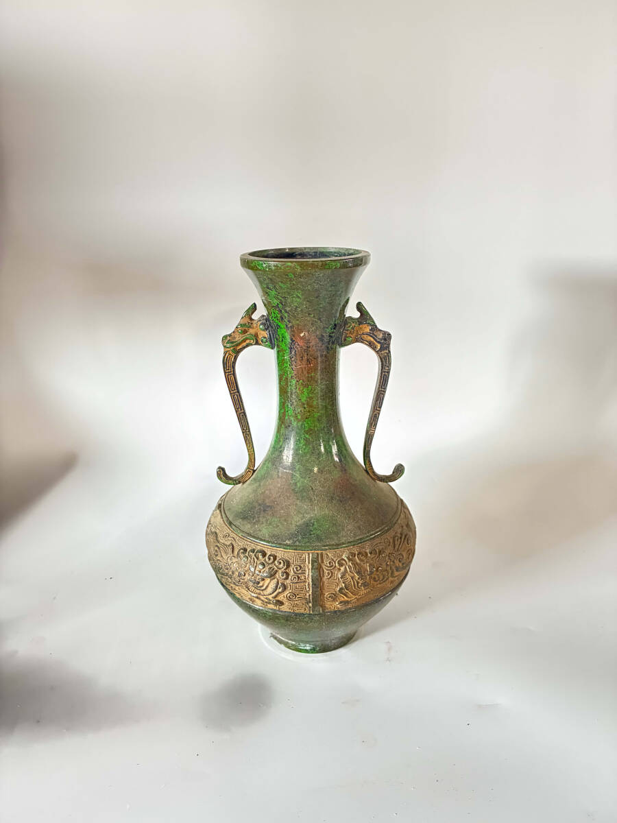 【銘あり】双耳花瓶 青銅風 花器 金属工芸品 花入 飾壺 骨董 アンティーク拍卖