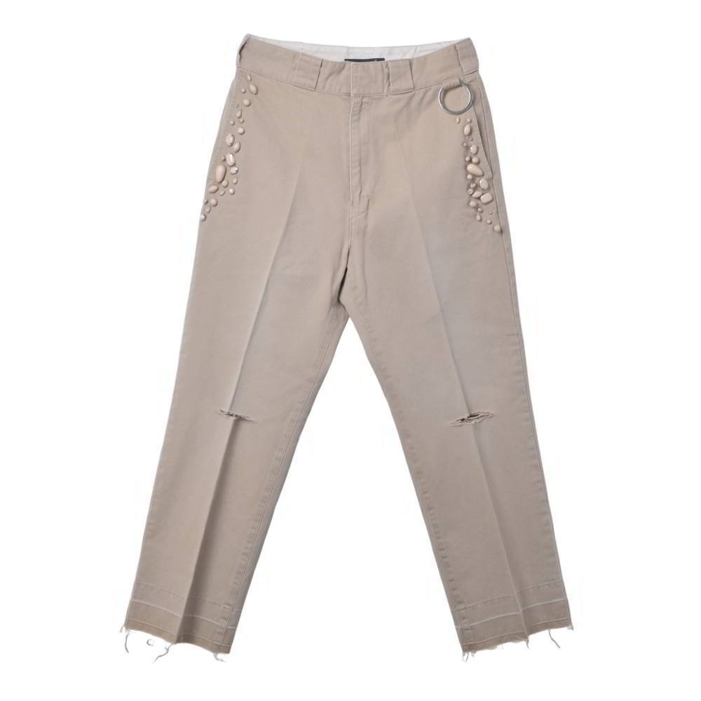 美品 UNDERCOVER 装飾付き ダメージ加工 チノ パンツ 1 ベージュ アンダーカバー KL4SUBKS27拍卖
