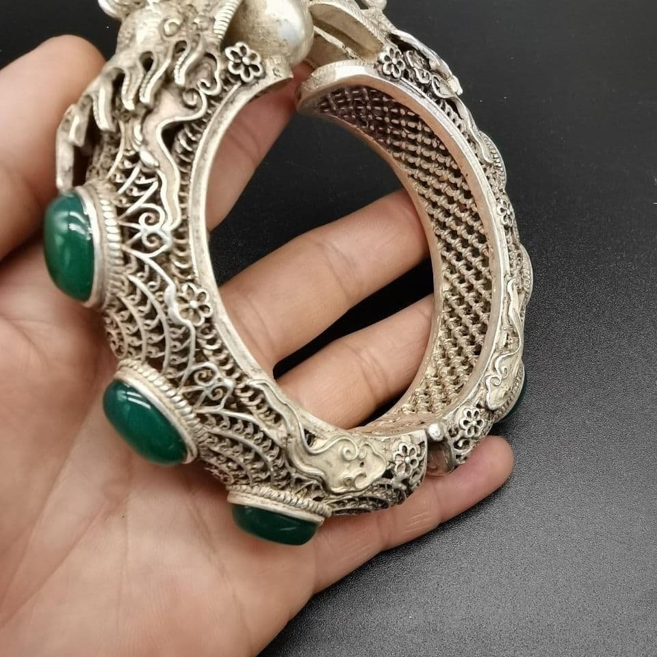 銅 細工 双龍戯珠腕輪 装飾品 現代工芸品 置物拍卖
