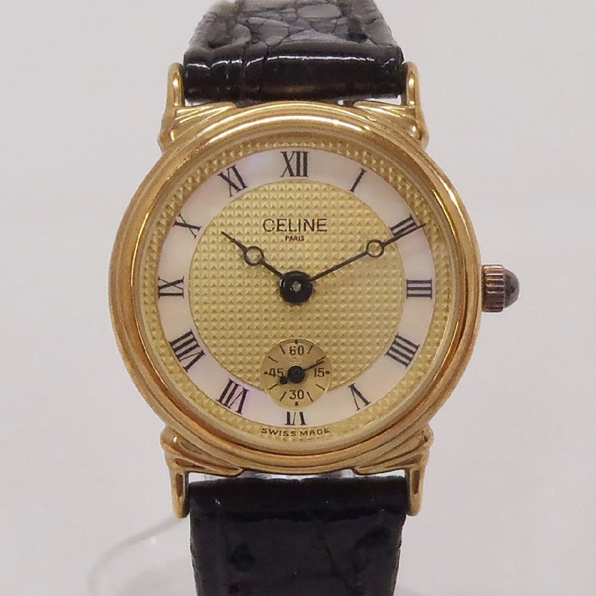 CELINE セリーヌ レディース腕時計 D2903-3 クォーツ スモールセコンド シェル文字盤 本体のみ 動作確認済み 中古品 f_w(j)拍卖