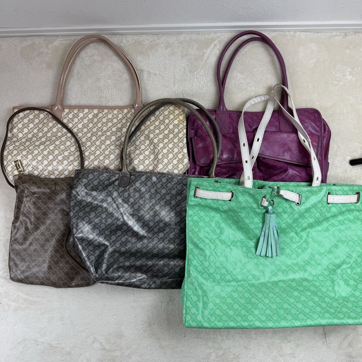 1円 バッグ まとめ ゲラルディーニ GHERARDINI トートバッグ ハンドバッグ ショルダーバッグ 総柄 ソフティ ナイロン ジャンク拍卖
