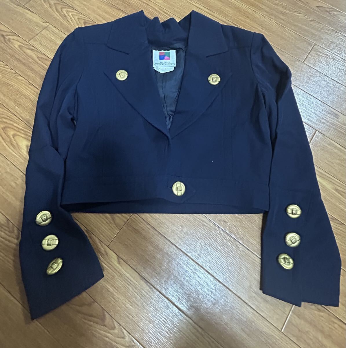 美品 GIVENCHY ジバンシィ ジャケット 金ボタン ブランドロゴ ショート丈 ネイビー サイズ38拍卖
