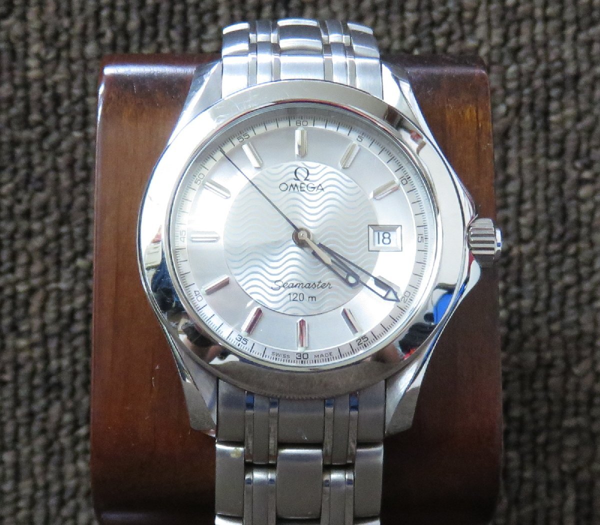 中古 稼働品 OMEGA SEAMASTER 2511.31.00 オメガ シーマスター 25113100 メンズ シルバー文字盤 120m クォーツ アナログ 腕時計拍卖