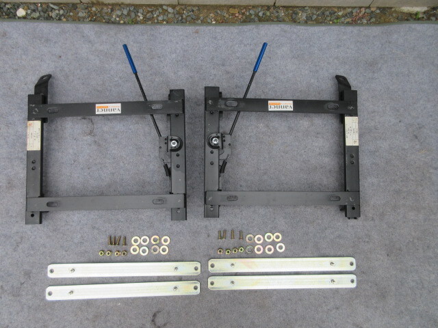 エブリィ DF51V カワイ製作所 レカロ対応 シートレール 左右セット 未使用拍卖