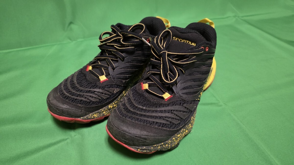 LA SPORTIVA スポルティバ トレイルランニングシューズ ブラック イエロー SPORTIVA 39 24.5cm拍卖