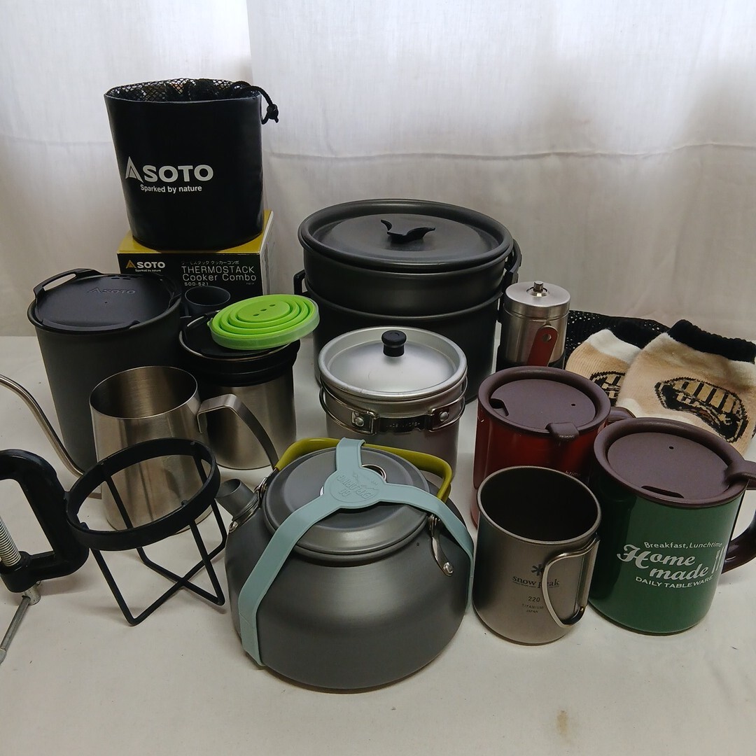 キャンプ用品 調理器具 マグカップ アルミケトルやかん ペッパーミル コジー クッカーセット 鍋 登山 アウトドア 現状品 中古保管品拍卖