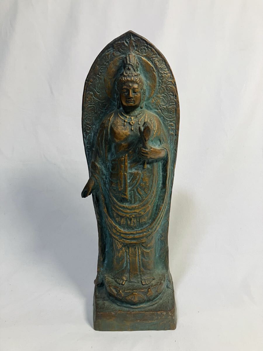 【北村西望 観音菩薩像】仏具 仏像 銅製 ブロンズ 彫刻 仏教美術 青銅 骨董 古美術 寺院 寺 観世音菩薩 菩薩 仏 佛 名工 作家 彫刻家 美術拍卖