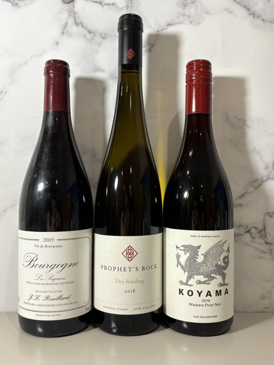 非常にクオリティの高いワイン3本 プロフェッツ・ロック ドライ・リースリング 2018 750ml×3本セット フランス ニュージーランド拍卖