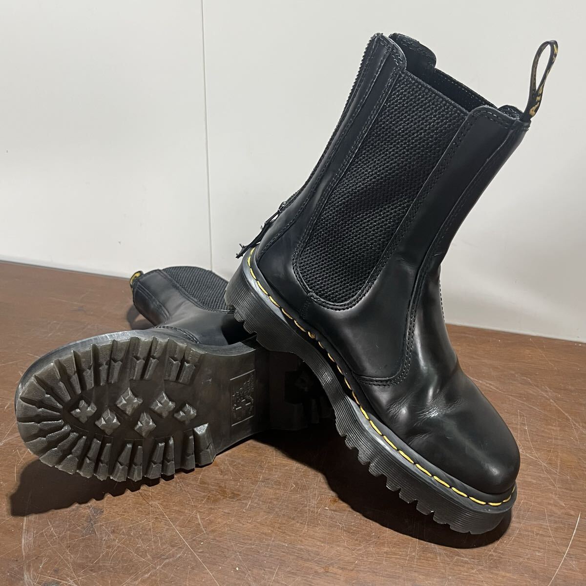 ◎【売り切り】Dr.Martens(ドクターマーチン) 2976 HI BEX W/ZIP チェルシー ブーツ 27844001拍卖