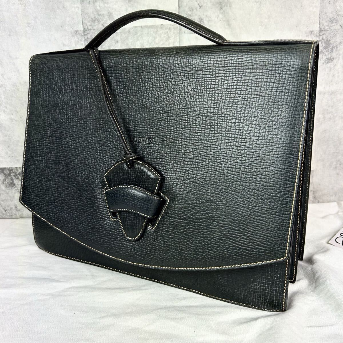 ●超美品●LOEWE ロエベ●メンズ●バルセロナ●ロゴ型押し●カーフ レザー 本革●ブリーフケース●ダークネイビー●A4 ビジネス●レザー拍卖
