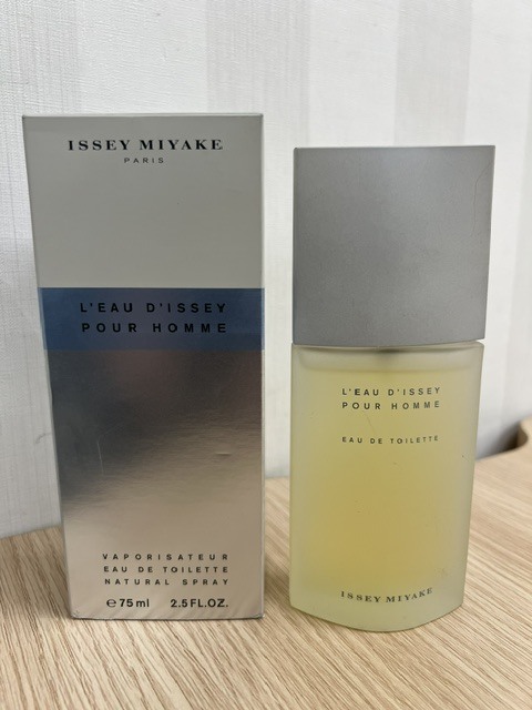 長G「35038」イッセイミヤケ ISSEY MIYAKE ロードゥイッセイ プールオム オードトワレ EDT 香水 75ml拍卖