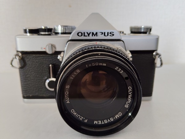 オリンパスOLYMPUS OM-1+50mm F1.8 露出計とシャッター作動,モルト張り替え済,ジャンク拍卖