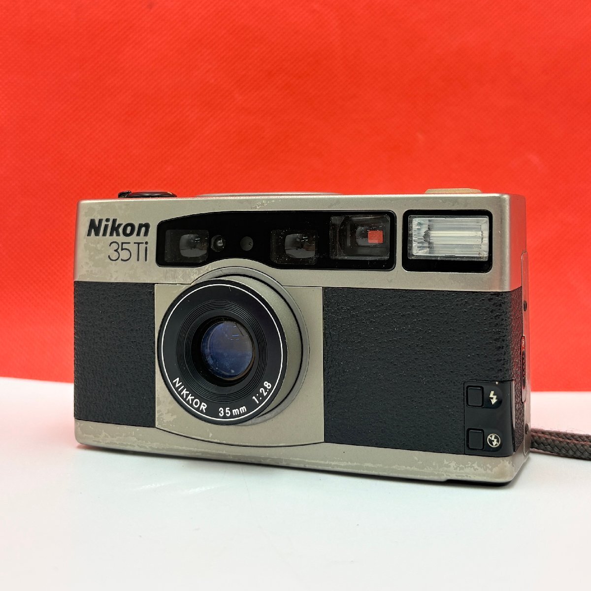 T33 Nikon 35Ti NIKKOR 35mm F2.8 コンパクトフィルムカメラ 現状品 1円スタート ニコン拍卖