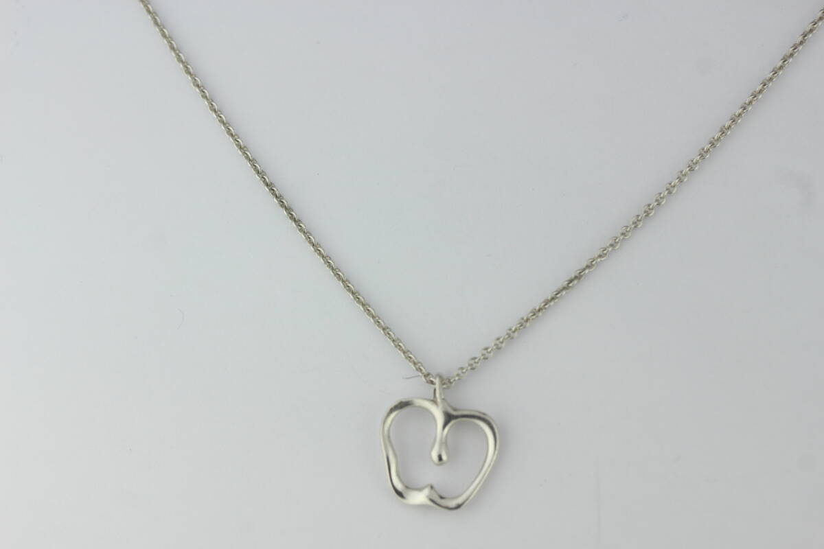 TIFFANY&Co ティファニー アップル ネックレス SV925拍卖