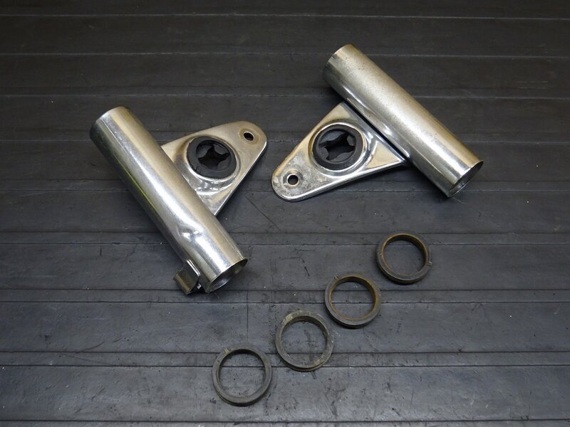 【260610】GX250SP(2U3-252)◆ ヘッドライトステー 凹み/錆有 【検索:GX400 XS250 XS400拍卖