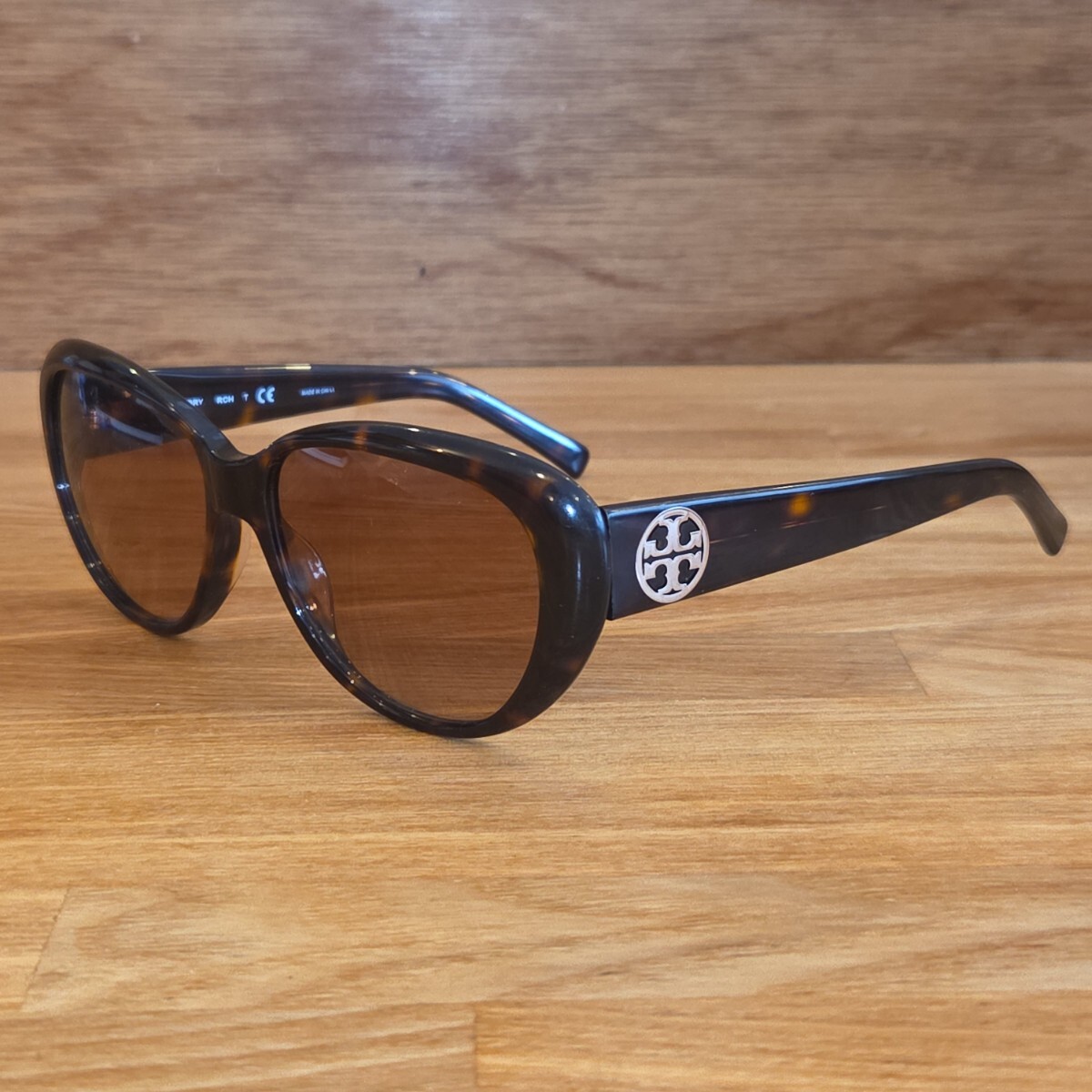 1円~ TORY BURCH トリーバーチ サングラス TY7005 ロゴ ブラウン グラデーションレンズ レディース 88拍卖