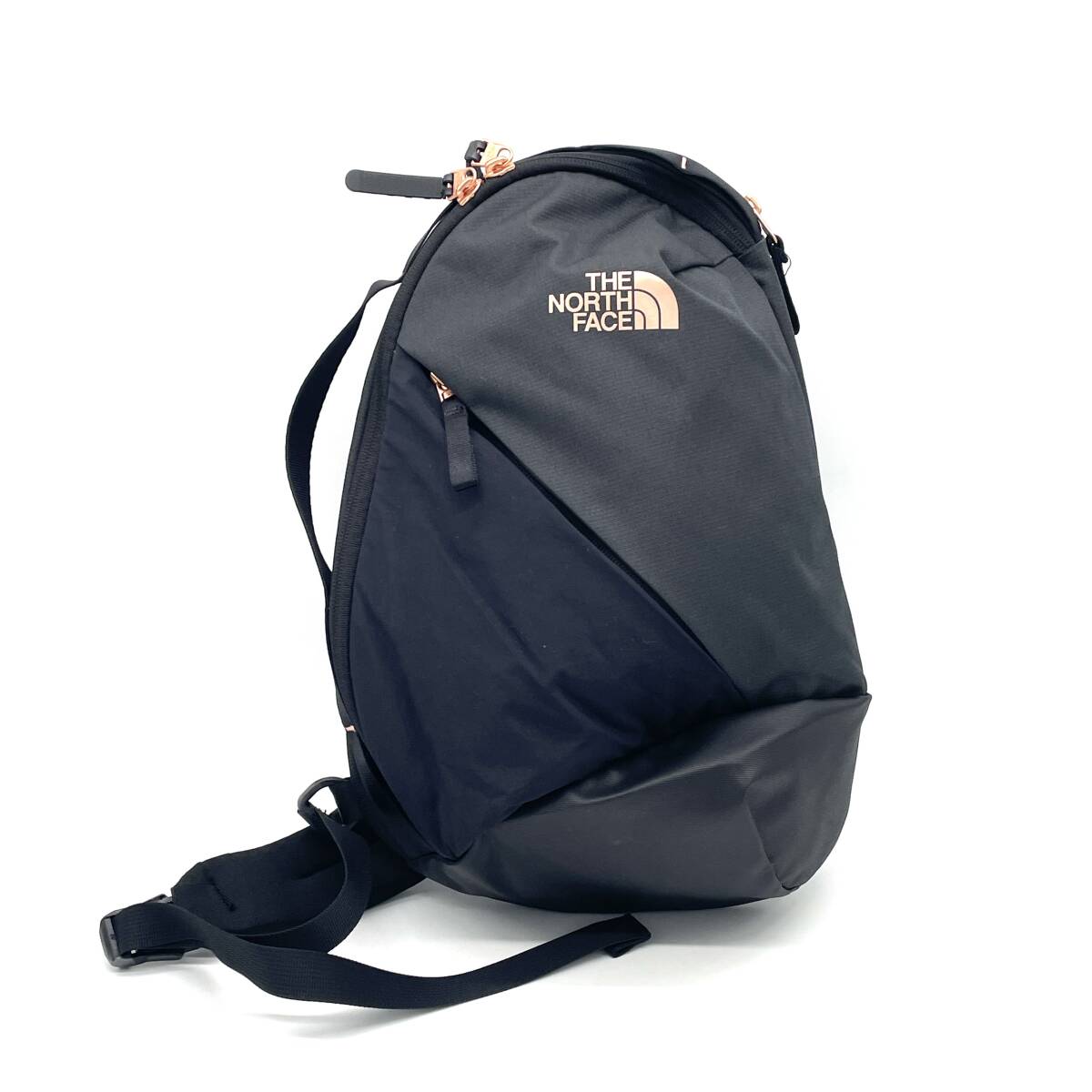 極美品 THE NORTH FACE ノースフェイス イザベラ スリングバッグ ショルダーバッグ ボディバッグ ワンショルダー ブラック拍卖