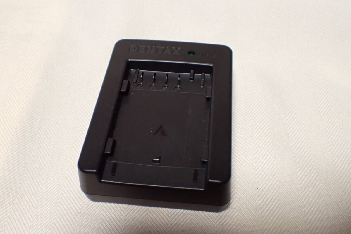 ペンタックス PENTAX 純正 バッテリー充電器 D-BC177 急速充電対応 USB-TypeC拍卖