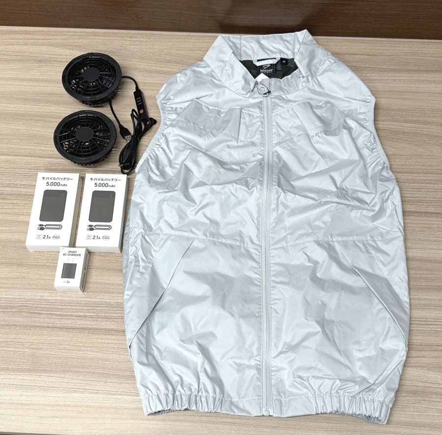 1円●未使用品 空調服 ファン付き ウェア ベスト 男女兼用 バッテリー付き/コントローラー付き 洗濯可能 Sサイズ ホワイト(No-G)拍卖