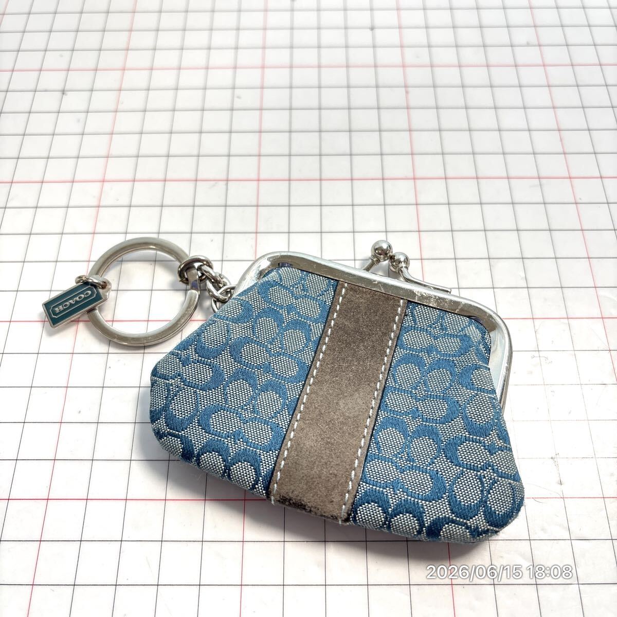 1000円〜 COACH コーチ シグネチャー がま口 コインケース 小銭入れ キーホルダー キーリング チャーム アクセサリー拍卖