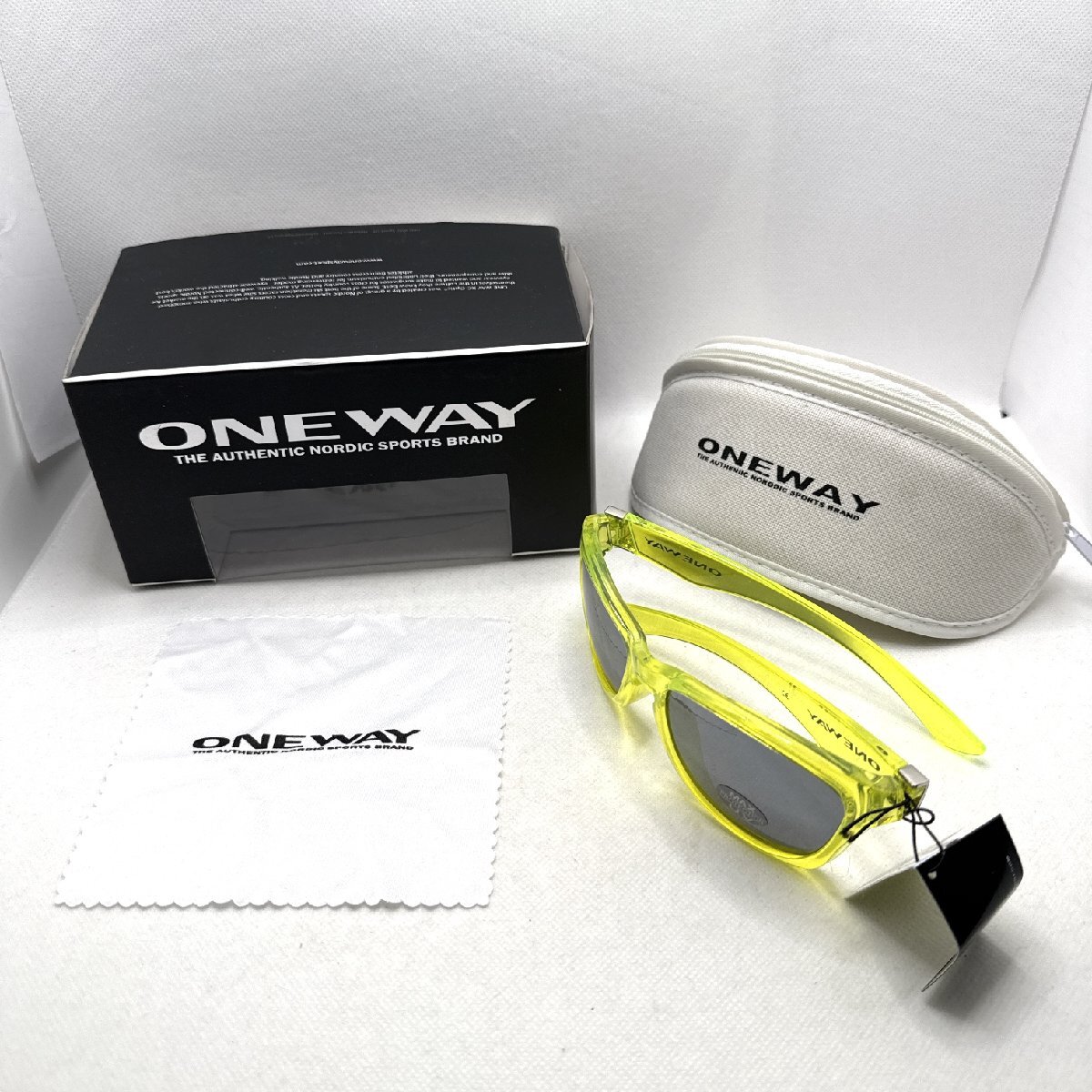 ONEWAY サングラス クリスタルイエロー 未使用 ノルディックスキー ワンウェイ on60140 グラス ケース入り ウィンタースポーツ【道楽札幌拍卖